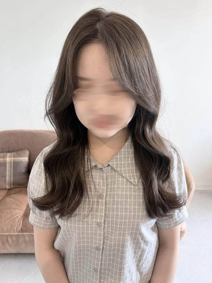 夏におすすめのグレージュカラー